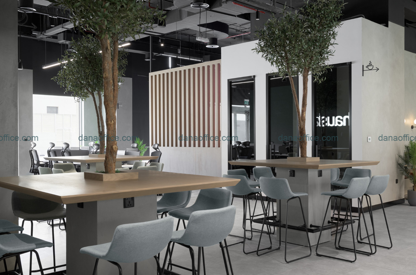 Thiết kế văn phòng 1000m2 hiện đại và chuyên nghiệp.